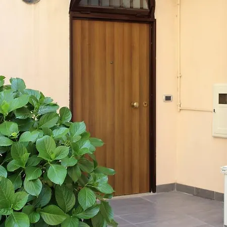 La Casetta Nel Cuore Del Vomero Naples